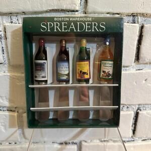 Vintage BOSTON WAREHOUSE Set Of 4 Wine Bottle Novelty Cheese Spreaders